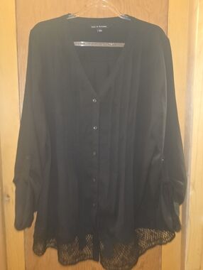 Zac&Rachel large sheer black lace detailing button down tunic top